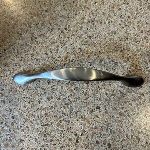 Kitchen drawer and cabinet hardware x 28